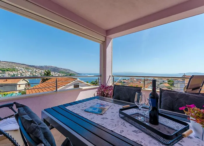 Apartment Vesna Trogir